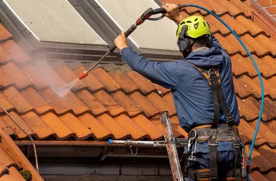 Démoussage et hydrofuge de toiture à Erchin